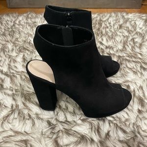 H&M Open Toe Black Heel Size 8